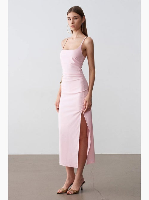 Vestido midi justo sem mangas para mulher dilvin - Kiabi Vestido midi justo sem mangas para mulher dilvin - Kiabi