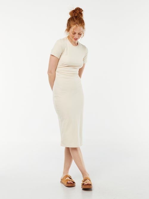 Vestido midi liso aberto atrás - Kiabi