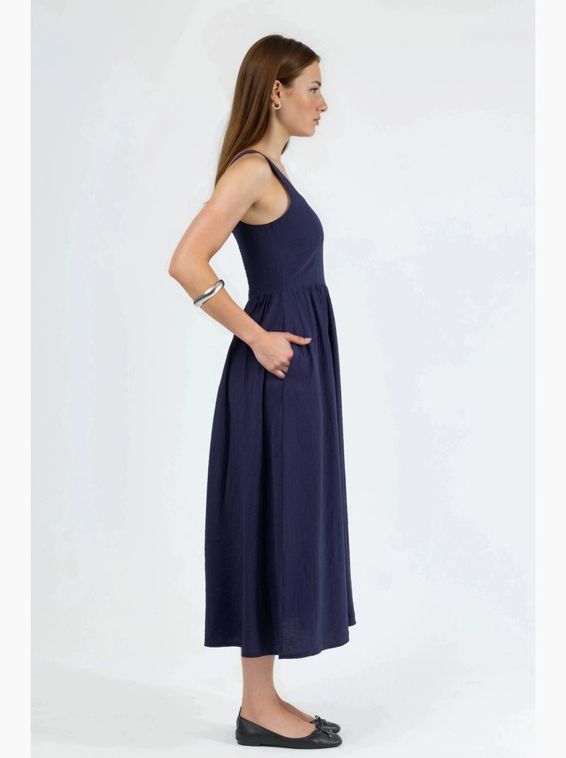 Vestido midi liso com decote quadrado busem Azul-marinho - Kiabi
