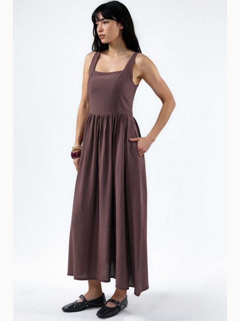 Vestido midi liso com decote quadrado busem Castanho-escuro - Kiabi