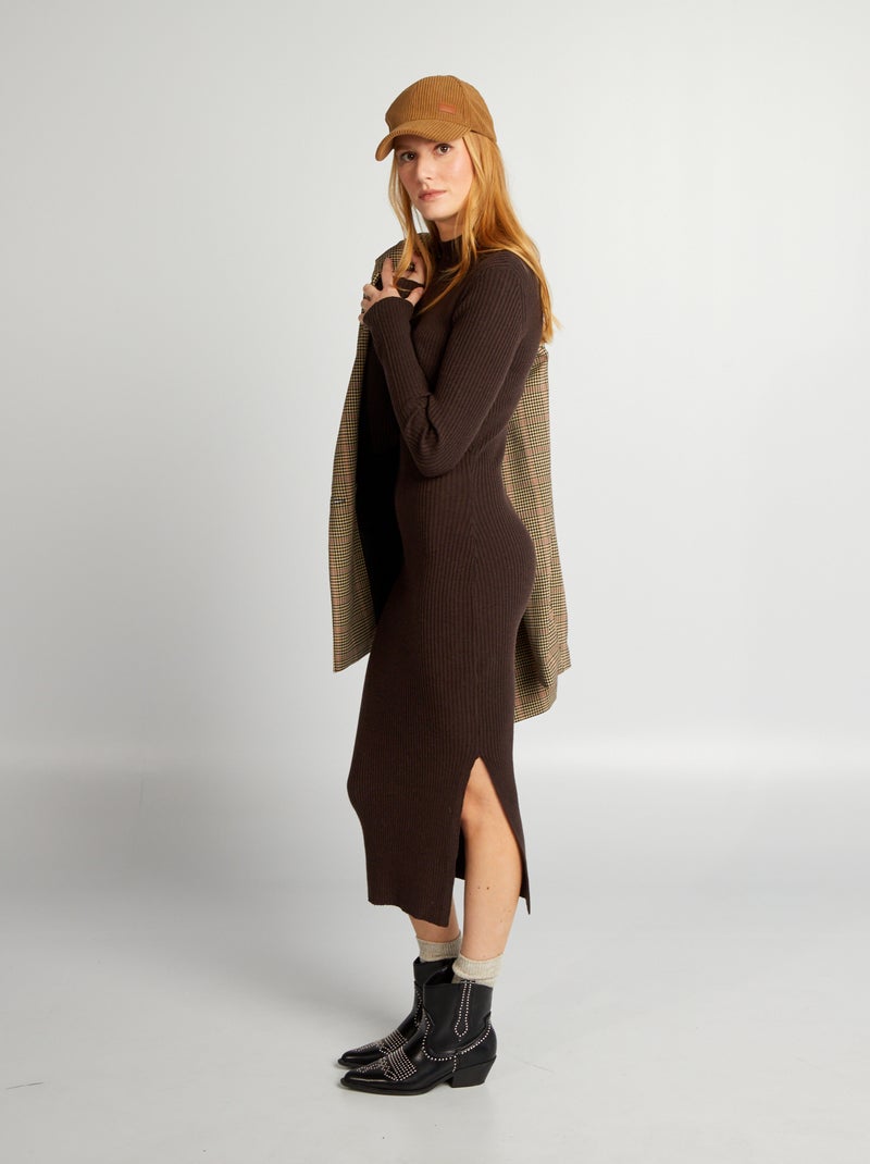 Vestido midi nervurado com gola subida CASTANHO - Kiabi