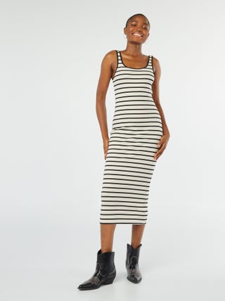 Vestido midi nervurado sem mangas