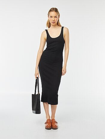 Vestido midi nervurado sem mangas