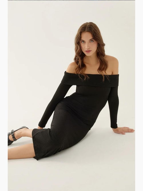 Vestido midi ombro a ombro hiccup - Kiabi Vestido midi ombro a ombro hiccup - Kiabi