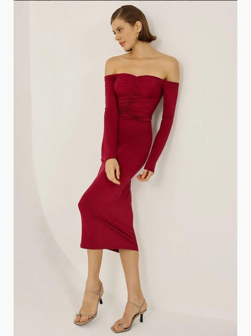Vestido midi ombro a ombro hiccup - Kiabi Vestido midi ombro a ombro hiccup - Kiabi