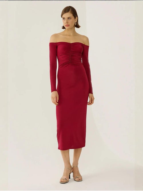 Vestido midi ombro a ombro - Kiabi Vestido midi ombro a ombro - Kiabi