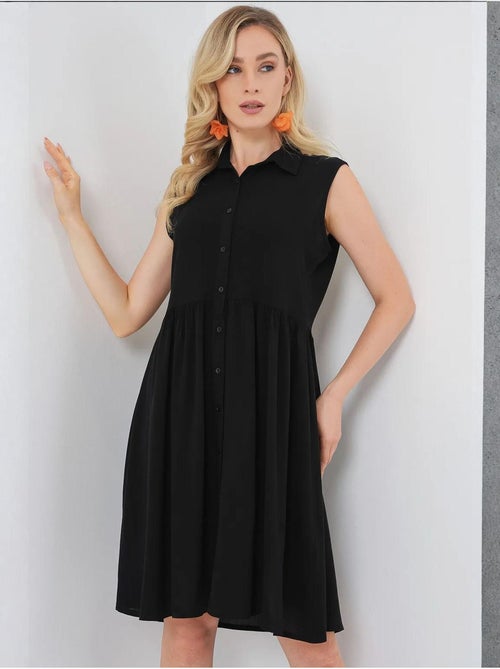 Vestido midi sem mangas com botões e colarinho de camisa bdart - Kiabi Vestido midi sem mangas com botões e colarinho de camisa bdart - Kiabi