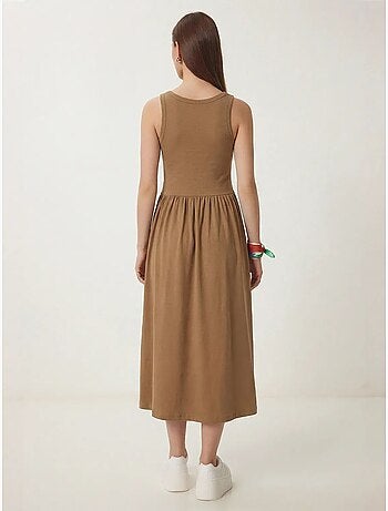 Vestido midi sem mangas com decote redondo istanbul