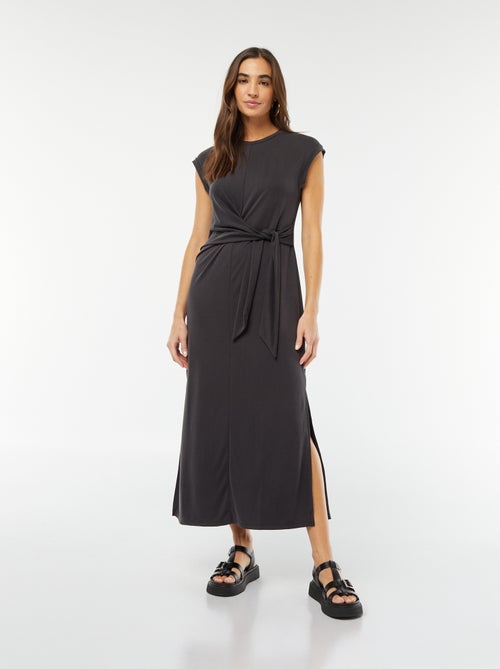 Vestido midi sem mangas com laço à frente - Kiabi