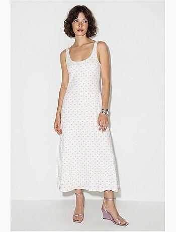 Vestido midi sem mangas de bolinhas com detalhe de amarração lucci