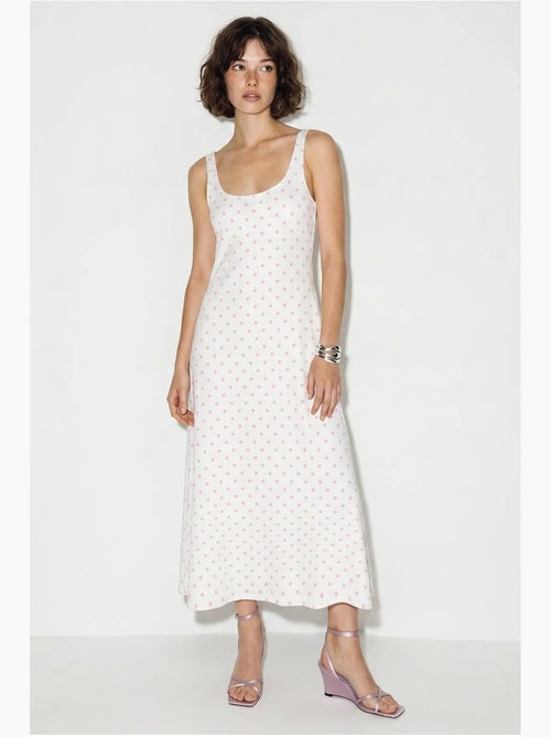 Vestido midi sem mangas de bolinhas com detalhe de amarração lucci - Kiabi Vestido midi sem mangas de bolinhas com detalhe de amarração lucci - Kiabi