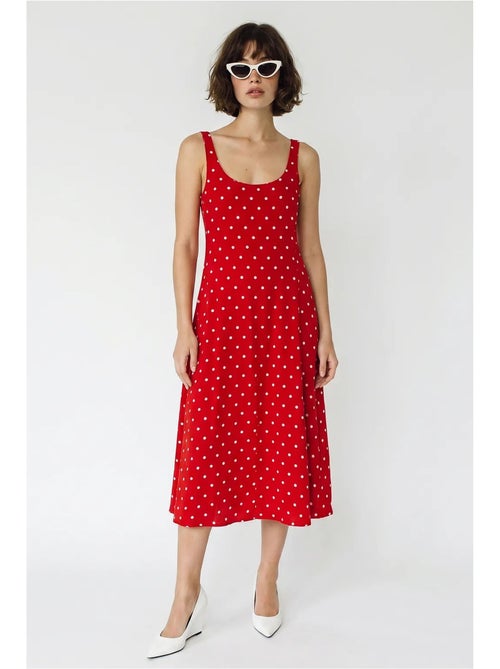 Vestido midi sem mangas de bolinhas com detalhe de amarração lucci - Kiabi Vestido midi sem mangas de bolinhas com detalhe de amarração lucci - Kiabi