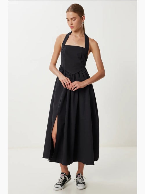 Vestido midi slim fit com decote quadrado istanbul - Kiabi Vestido midi slim fit com decote quadrado istanbul - Kiabi