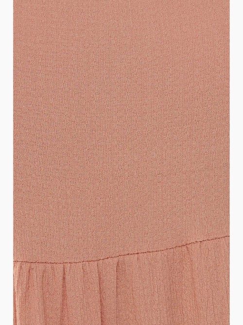 Vestido midi texturado em formato a hiccup - Kiabi Vestido midi texturado em formato a hiccup - Kiabi