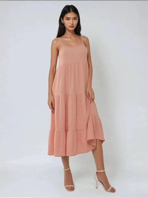 Vestido midi texturado em formato A - Kiabi Vestido midi texturado em formato A - Kiabi