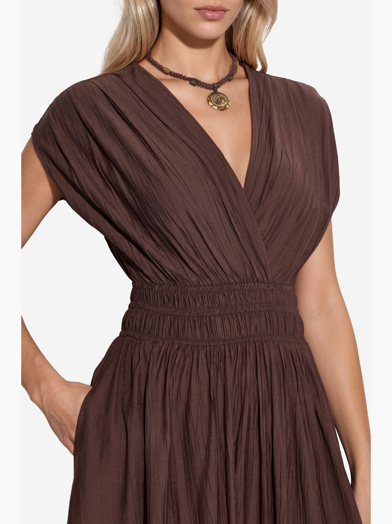 Vestido midi texturizado com decote em v busem Castanho-chocolate - Kiabi