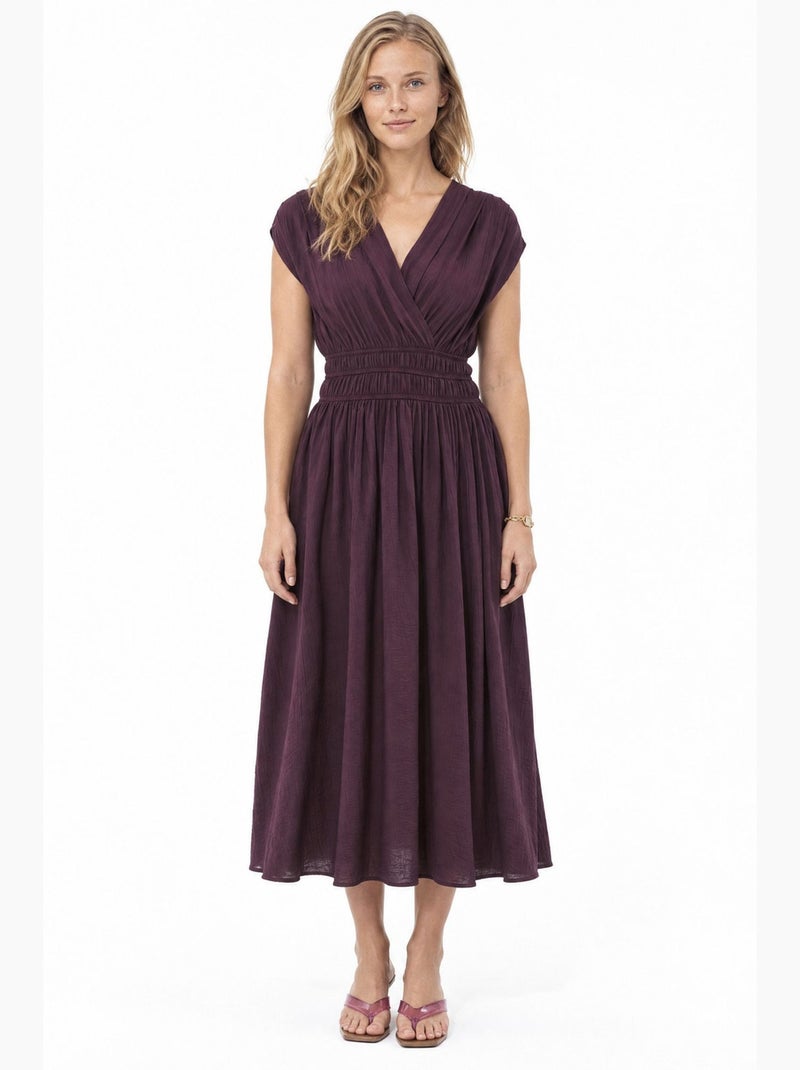 Vestido midi texturizado com decote em v busem Vermelho bordô - Kiabi