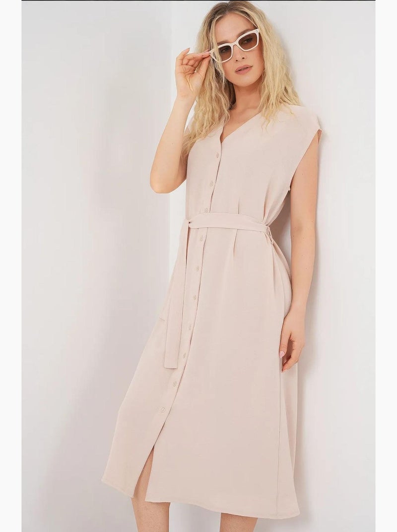 Vestido midi texturizado com decote em v e fecho de botões bdart Creme - Kiabi