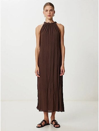 Vestido midi texturizado com decote halter istanbul