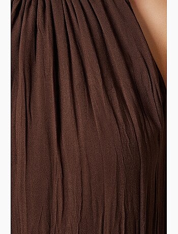 Vestido midi texturizado com decote halter istanbul