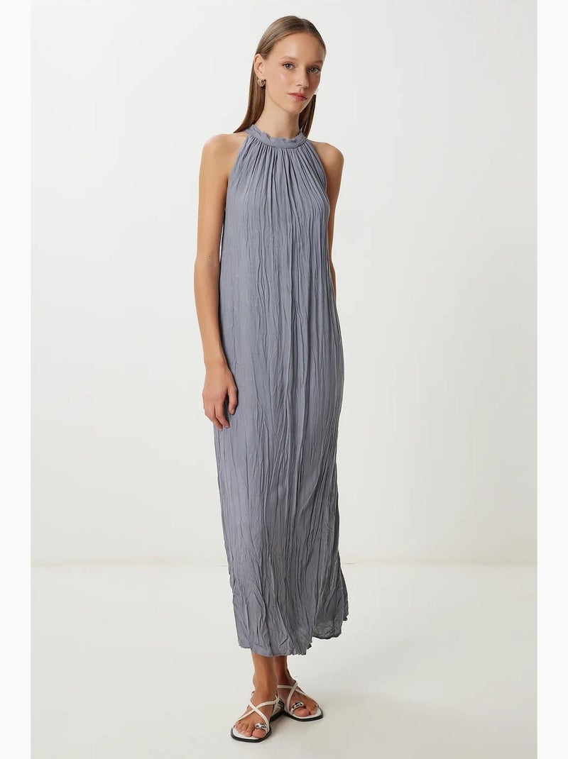 Vestido midi texturizado com decote halter istanbul Cinza - Kiabi