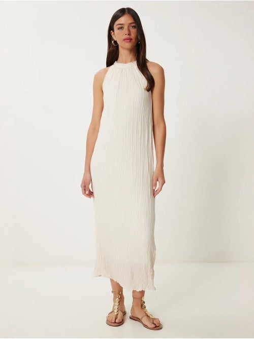 Vestido midi texturizado com decote halter istanbul - Kiabi Vestido midi texturizado com decote halter istanbul - Kiabi