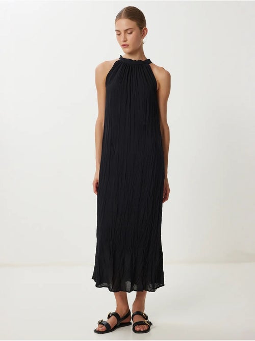 Vestido midi texturizado com decote halter istanbul - Kiabi