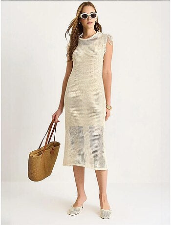 Vestido midi texturizado com detalhe de folhos lucci