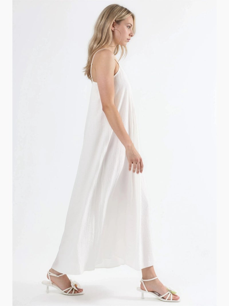 Vestido midi tipo combinação com decote em v busem Branco - Kiabi