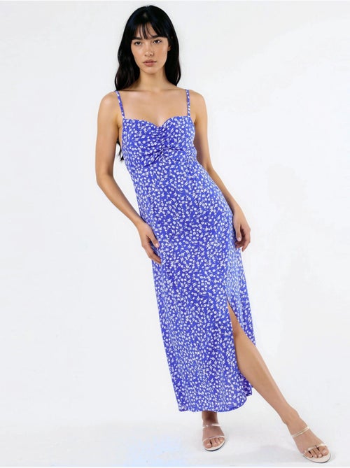 Vestido midi tipo combinação floral com decote coração busem - Kiabi Vestido midi tipo combinação floral com decote coração busem - Kiabi