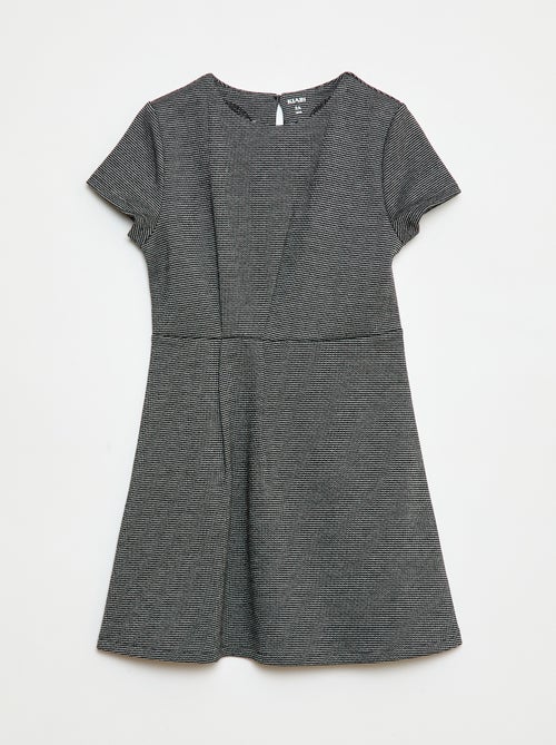 Vestido Milano com corte evasé e mangas curtas - Kiabi
