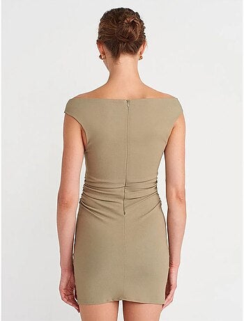 Vestido mini bardot justo ao corpo dilvin