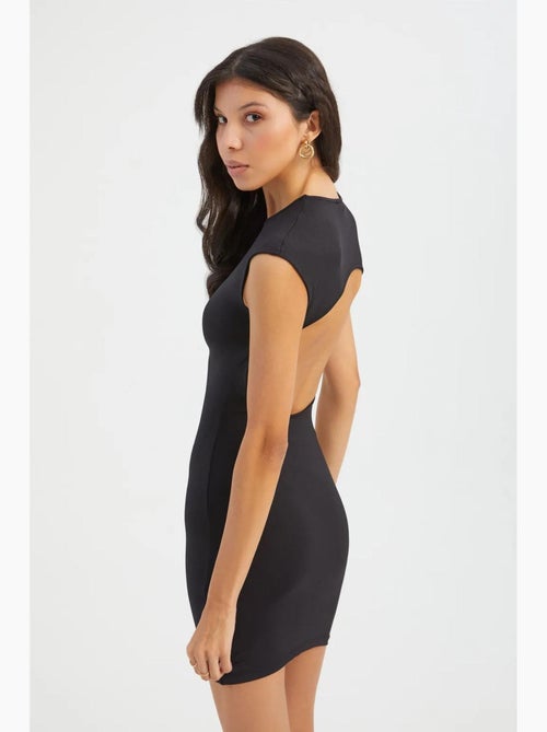 Vestido mini bodycon com decote redondo, mangas curtas tipo capa e recorte nas costas hiccup - Kiabi Vestido mini bodycon com decote redondo, mangas curtas tipo capa e recorte nas costas hiccup - Kiabi