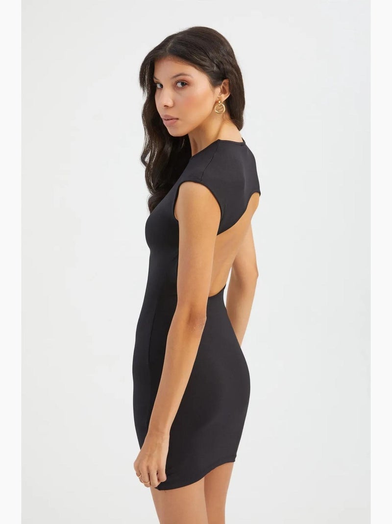 Vestido mini bodycon com decote redondo, mangas curtas tipo capa e recorte nas costas hiccup Preto - Kiabi