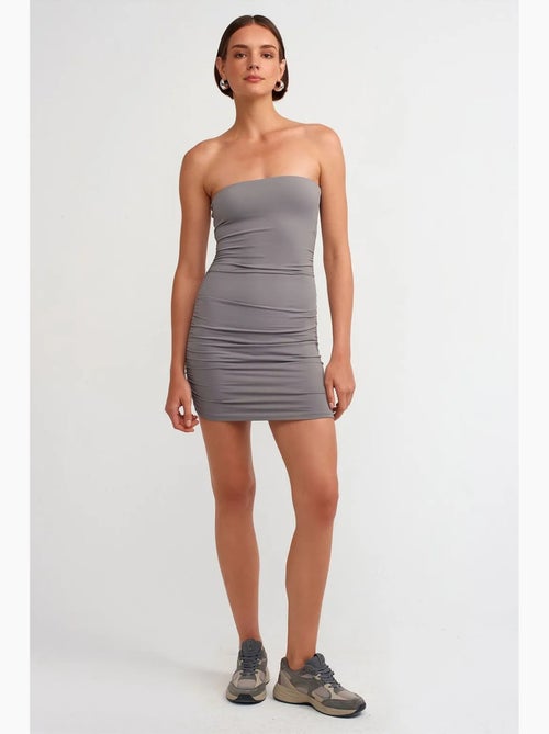 Vestido mini bodycon sem alças dilvin - Kiabi Vestido mini bodycon sem alças dilvin - Kiabi