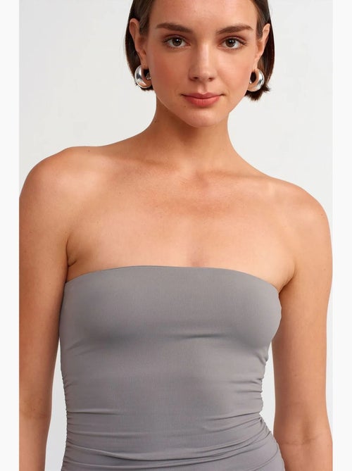 Vestido mini bodycon sem alças dilvin - Kiabi Vestido mini bodycon sem alças dilvin - Kiabi