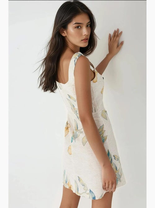 Vestido mini com decote quadrado e padrão floral com toque de linho hiccup - Kiabi