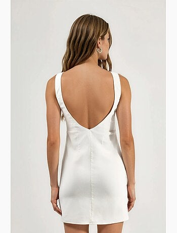 Vestido mini com detalhe nas costas hiccup