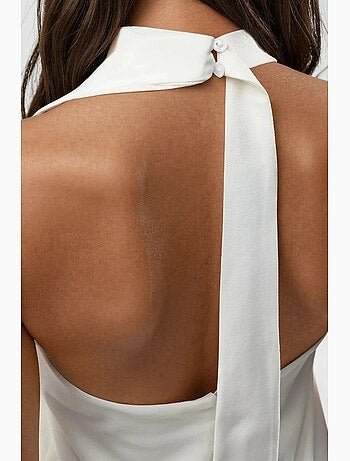 Vestido mini com gola halter e costas abertas hiccup