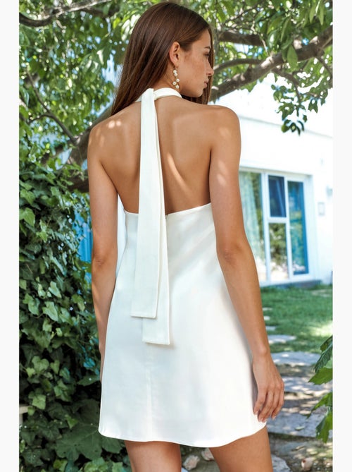 Vestido mini com gola halter e costas abertas hiccup - Kiabi Vestido mini com gola halter e costas abertas hiccup - Kiabi