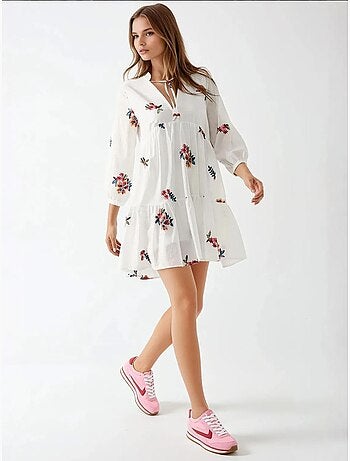 Vestido mini com padrão e decote em v hiccup