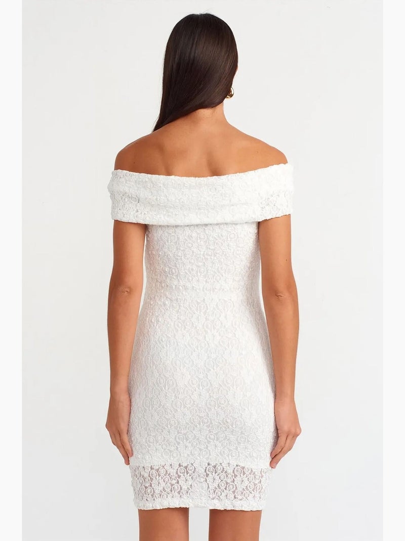 Vestido mini de renda justo ao corpo dilvin Branco - Kiabi