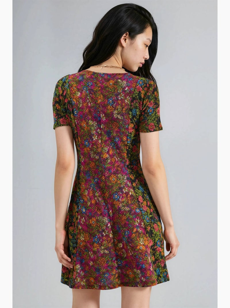 Vestido mini em a com decote em v e padrão floral hiccup Preto Rosa - Kiabi