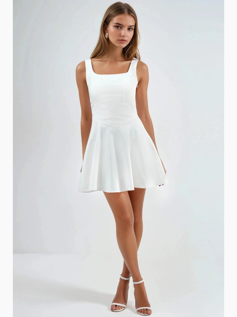 Vestido mini em a com decote quadrado hiccup Branco - Kiabi