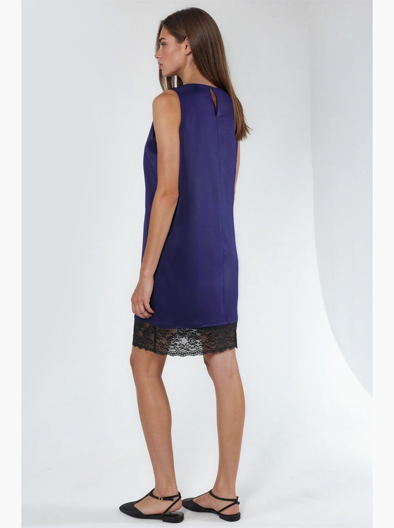 Vestido mini em cetim com detalhe em renda hiccup Azul-marinho - Kiabi