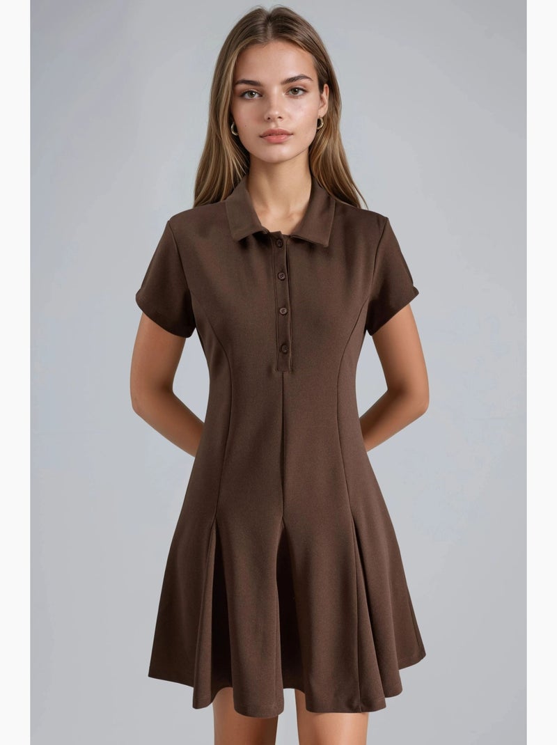 Vestido mini em crepe com fecho de botões e gola polo busem Castanho-claro - Kiabi