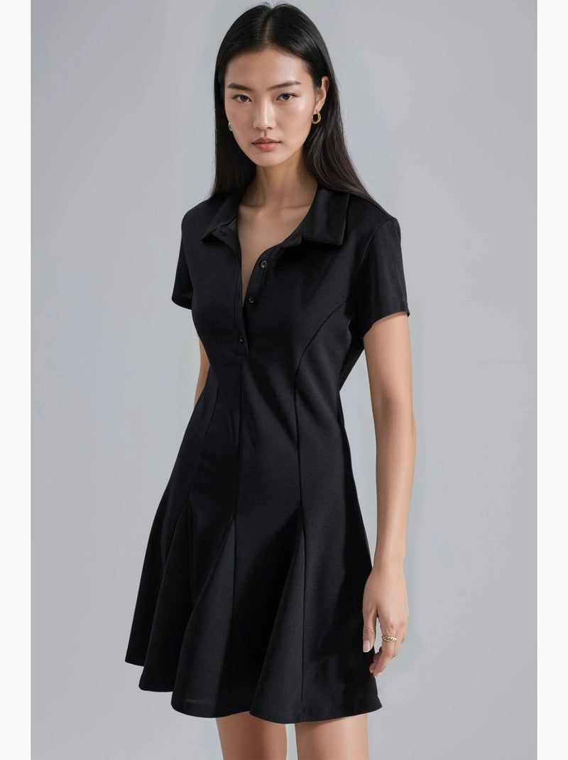 Vestido mini em crepe com fecho de botões e gola polo busem Preto - Kiabi