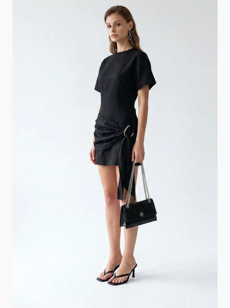 Vestido mini em crepe tecido mixray Preto - Kiabi