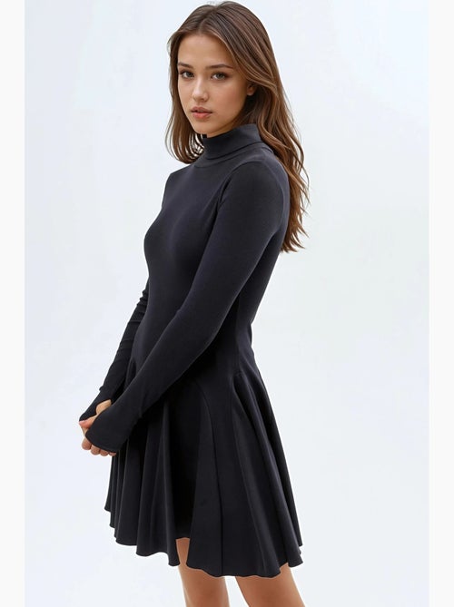 Vestido mini em jersey com gola alta busem - Kiabi Vestido mini em jersey com gola alta busem - Kiabi