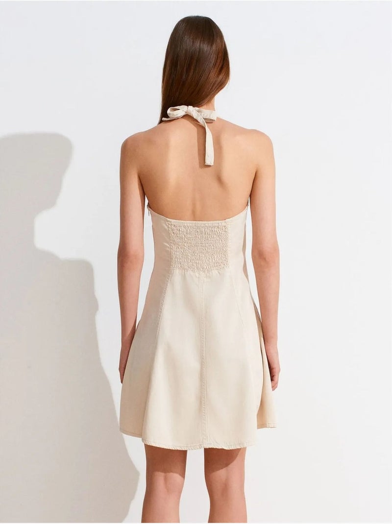 Vestido mini em linha a com decote halter dilvin Bege natural - Kiabi